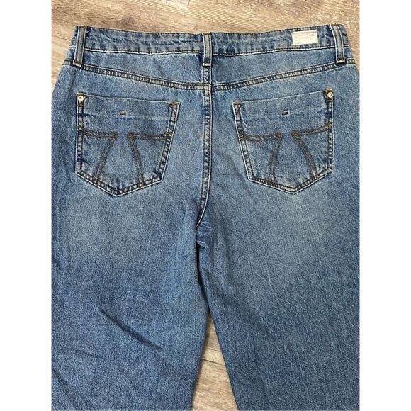 Seven7 Marilyn Boyfriend Jeans Distressed Raw Hem Women’s Size 4 - Picture 8 of 8